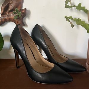 Aldo Black Leather 4” Stilettos